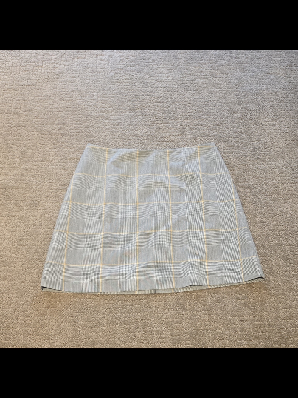 Aritzia Wilfred Light Gray Plaid Mini Skirt with Yellow Windowpane